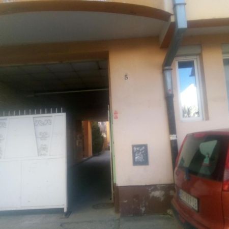 Ivana Center 诺威萨 外观 照片