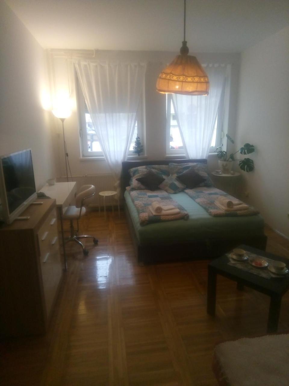 Ivana Center 诺威萨 外观 照片