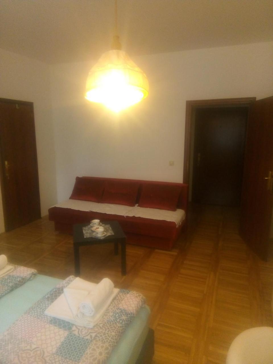 Ivana Center 诺威萨 外观 照片